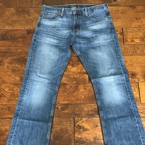 Levi’s Jeans. Slim Bootcut. Mens 33x30.